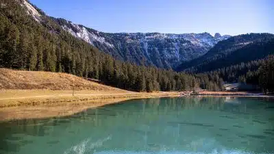 Découvrez la beauté naturelle de la Savoie pendant les vacances