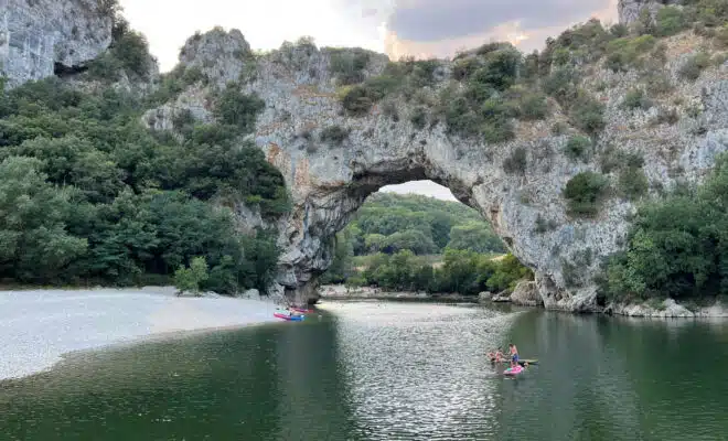 Les vacances en Ardèche : campings et activités à Vallon Pont d'Arc